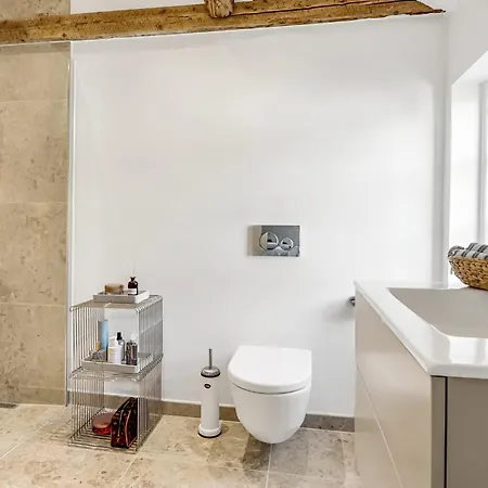 Semesterbostad Townhouse In The Heart Of - Possibility Of Own Parking Space Odense