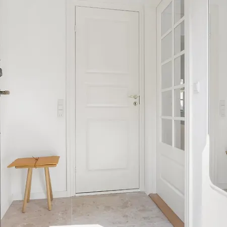 Ferienhaus Townhouse In The Heart Of - Possibility Of Own Parking Space *